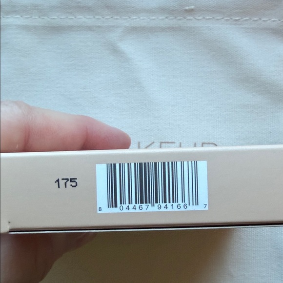 Foundation Set - Cream - Picture 4 of 5